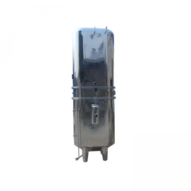 High-efficiency and energy-saving distilled water machine