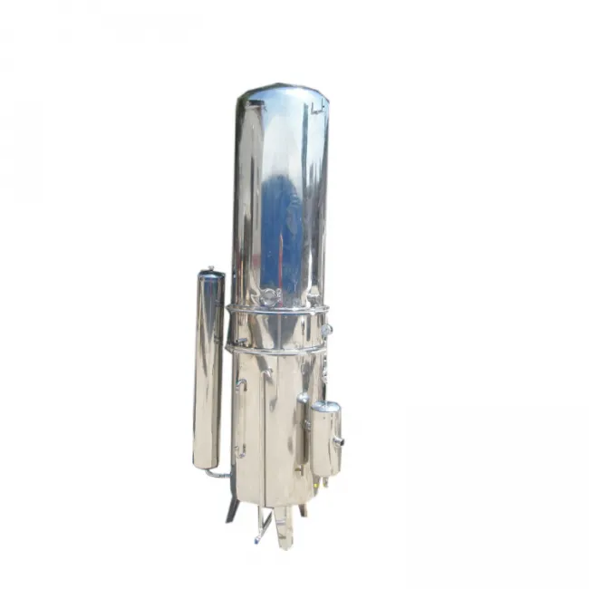 High-efficiency and energy-saving distilled water machine